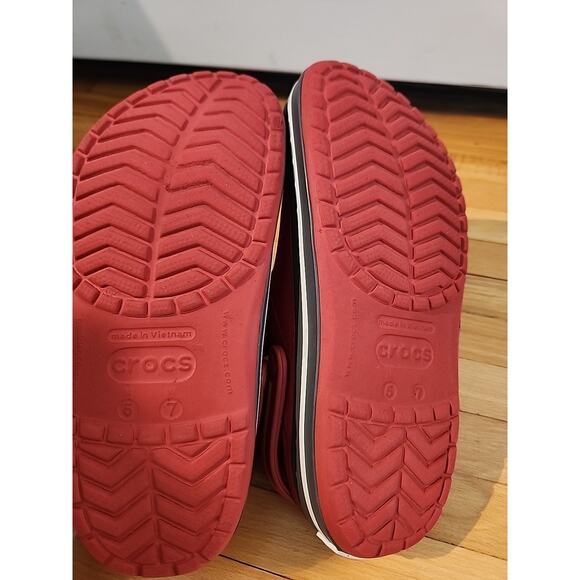 Crocs Unisex Crocband Clog Sandals Red Grey Size Men 5 | Women 7 - Picture 7 of 7